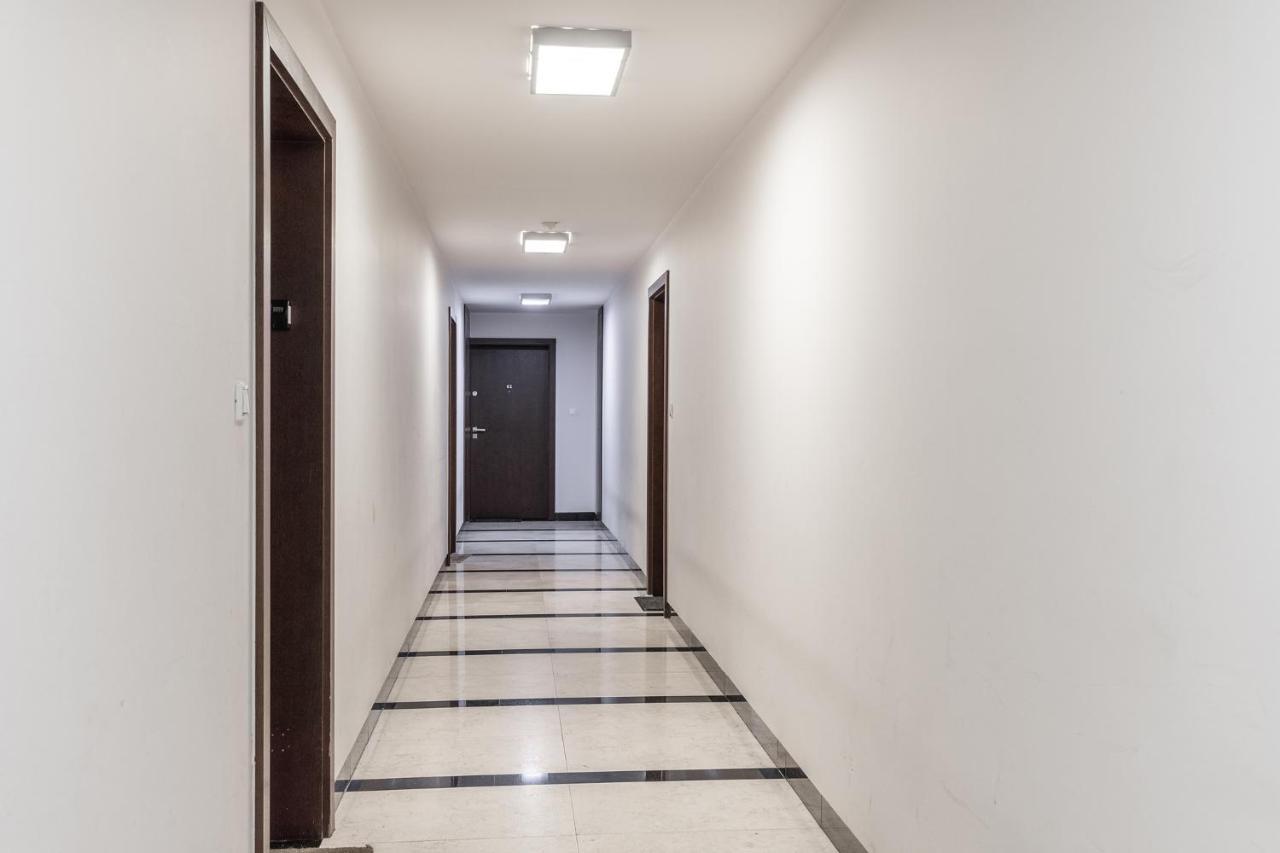 Superapart Towarowa 35 Warsaw Luaran gambar